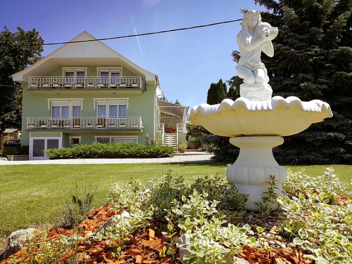 Elisoria Apartments Cserszegtomaj Exterior photo
